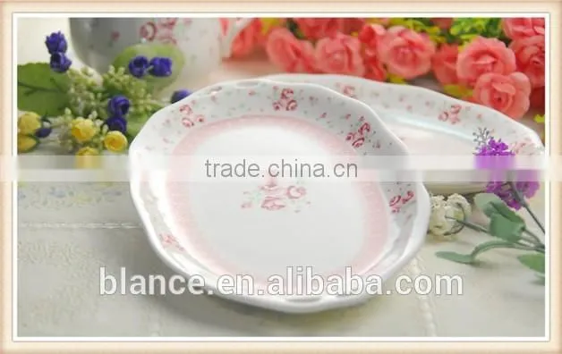 rose oral plate in embossed lace design