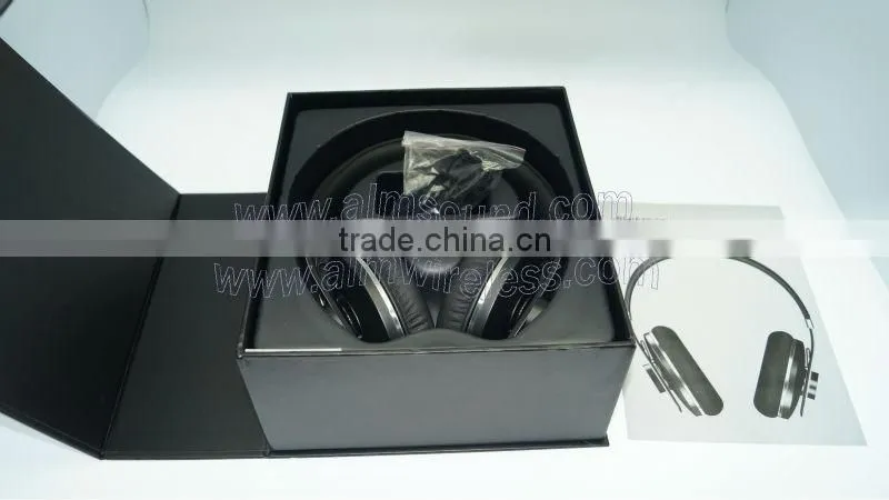 Creative structure design chinese bluetooth headset