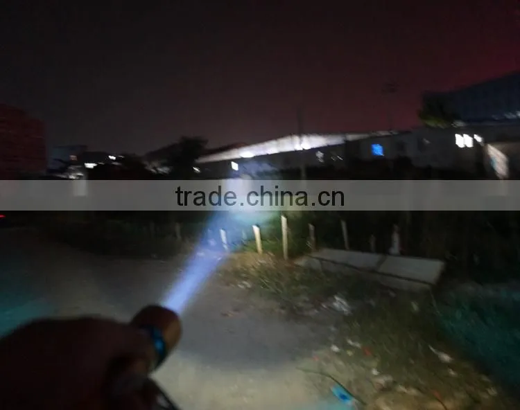 tactical LED flashlight zoom flashlight