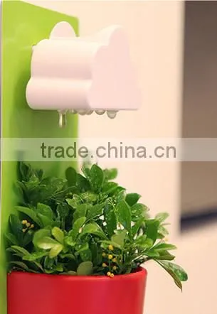 Wall-mount Rainy Flower Pot