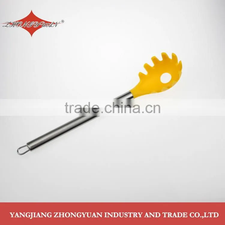 Promotional kitchen accessory silicone rice ladle for new products 2014