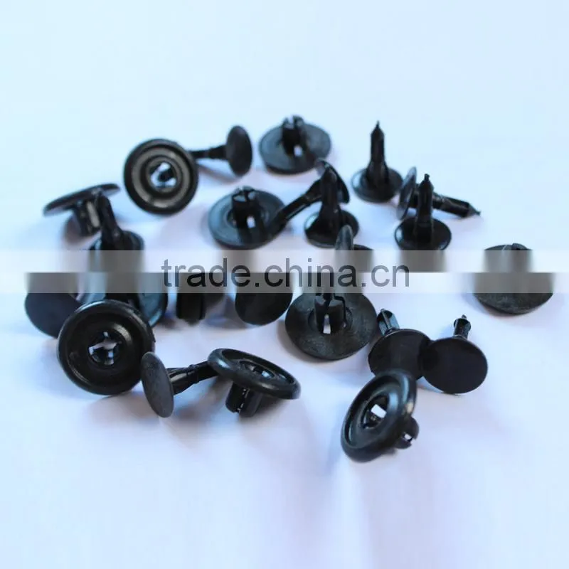 Universal Black/White Auto Fastener Plastic Clips Wide Range Plastic Clips for Car Universal Car Clips