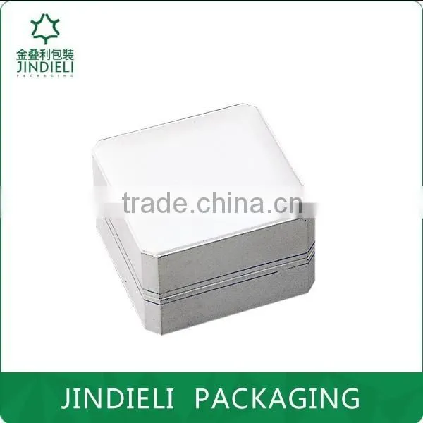 white beauty single watch gift box packaging