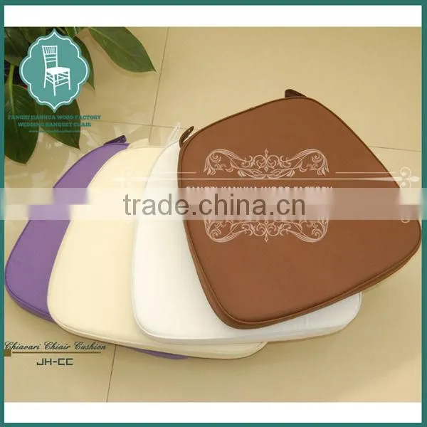 hotel wedding tiffany chiavari chair pad