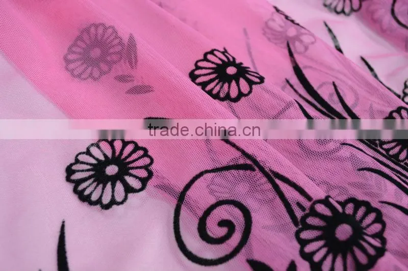China Textile Fabric Flocked Tulle for Dress Border Printed