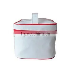 2016 New promotional patent pu cosmetic bags with top quality