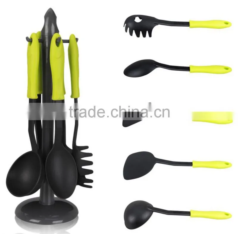 Factory Price Kitchen Tools with PP Handle