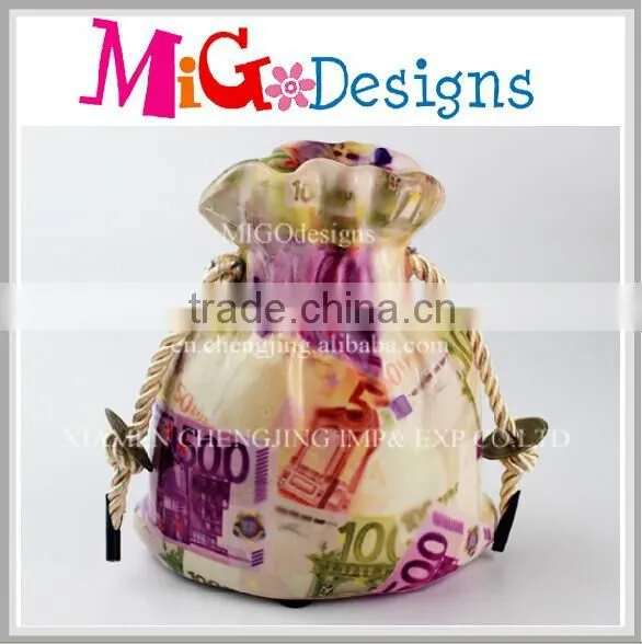2014 best selling customized designs small metal money box