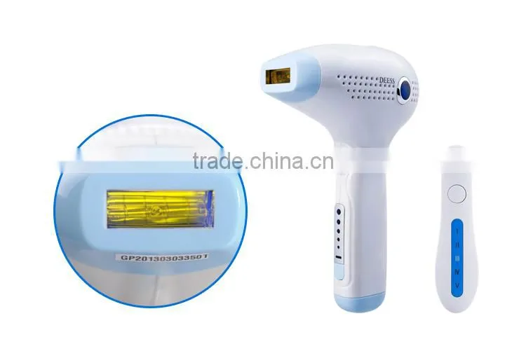 IPL Home Use hair removal/Mini IPL home hair removal system Embeded skin tone sensor with 300000 Shots DEESS GSD IPL Permanent H