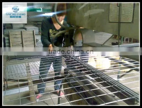 Hot sell Iron welded wire mesh panels for constructions(manufacturer)