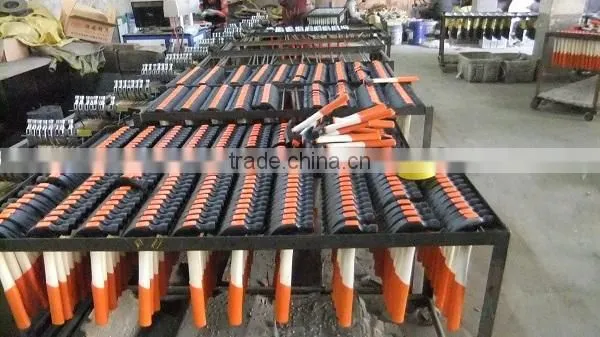 claw hammer with steel pipe handle
