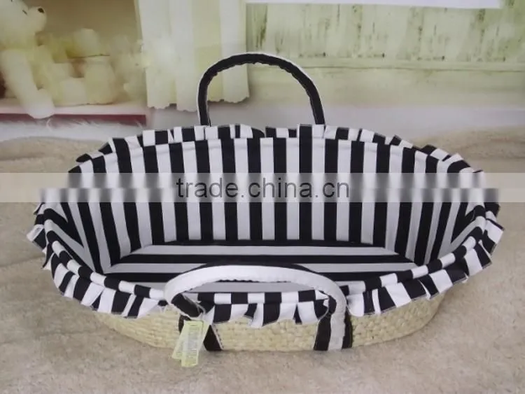 Eco-friendly handcraft baby furniture wholesale straw baby basket