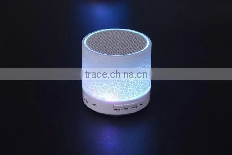 RGKNSE High Quality LED Speaker 300mAh Wireless Bluetooth Speaker with LED Light Brass mini Speaker
