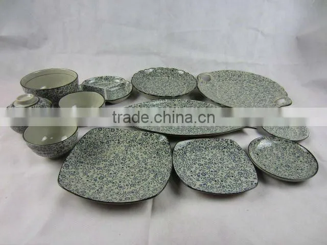 12pcs beautiful porcerlain dinnerware set