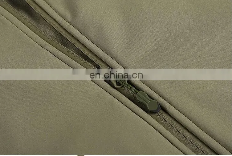 Wholesale outdoor mens hooded softshell jacket