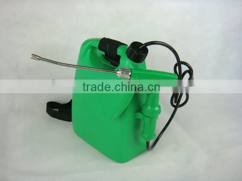 (51727) indoor herbicide sprayer with long metal nozzle