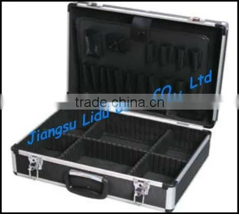 customized aluminum suitcase