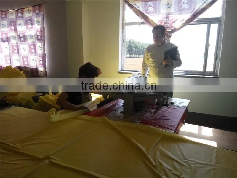 Hot sell cheap high quality pvc fabric raincoat
