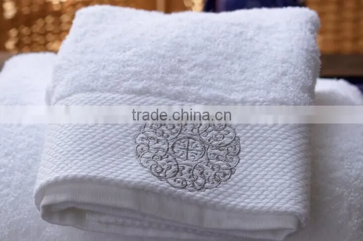 Hotel towel set 100%-cotton yarn embroidery designs