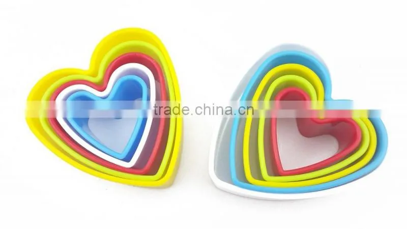 good quality 5pcs heart shape plastic cookie press