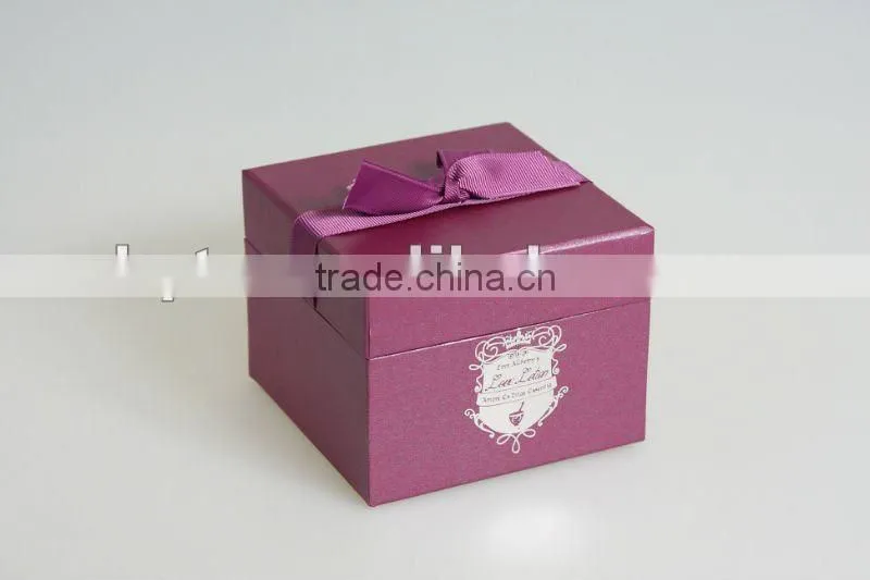elegant cosmetic package