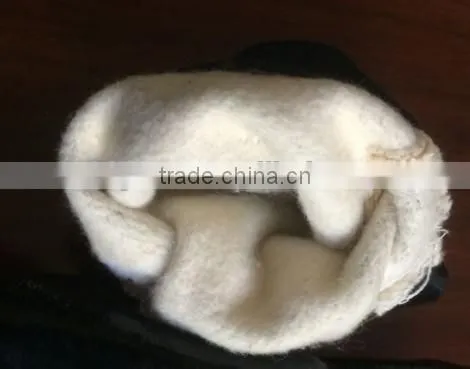 Anti - oil glove