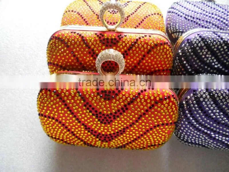Dense drilling rhinestone evening clutch bag