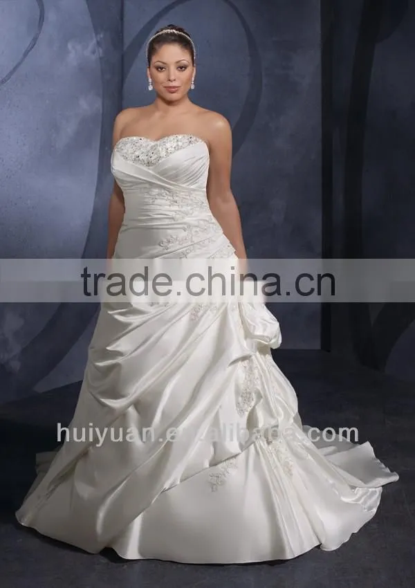 ivory strapless wedding dress with red flowers embroidery