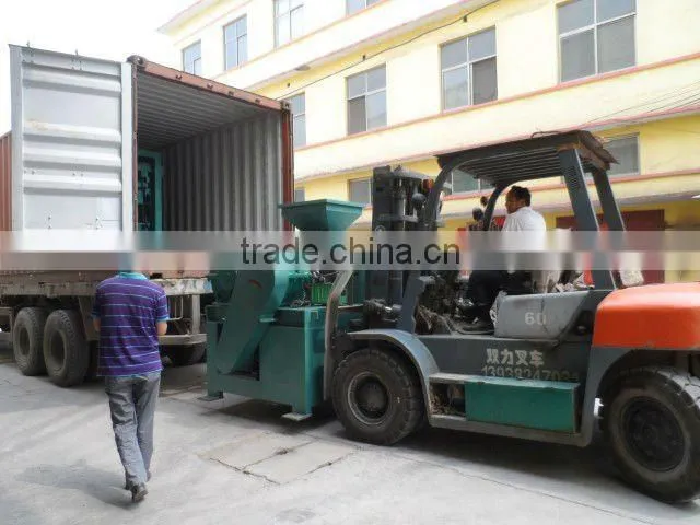 Small four roller 1-2t/h YQJ 290 briquette machine