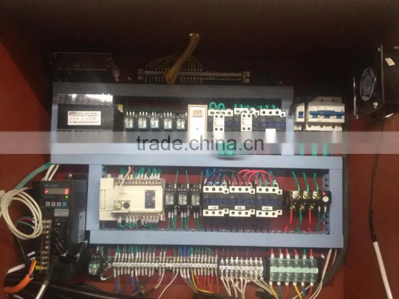 Four column hydraulic metal stamping press machine for sheet metal /aluminum /stainless steel with high quality