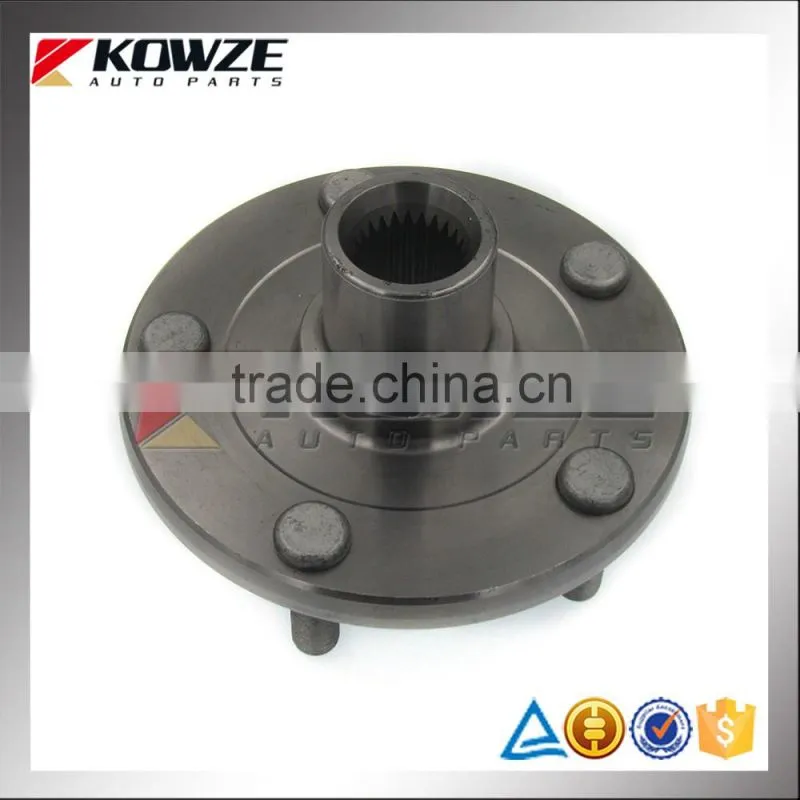 Front Wheel Hub Assy For MITSUBISHI Pajero Montero PININ/IO H61W-H77W 1999-2005 MN113554
