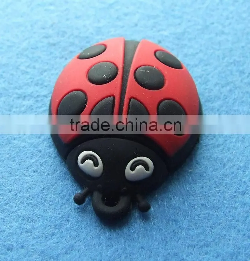 factory molding black PVC shoes tags