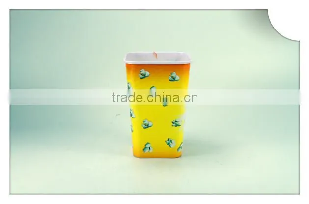 plastic popcorn bucket