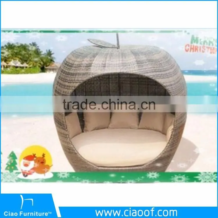 China Supplier Rattan Day Bed Garden Furniture Outdoor