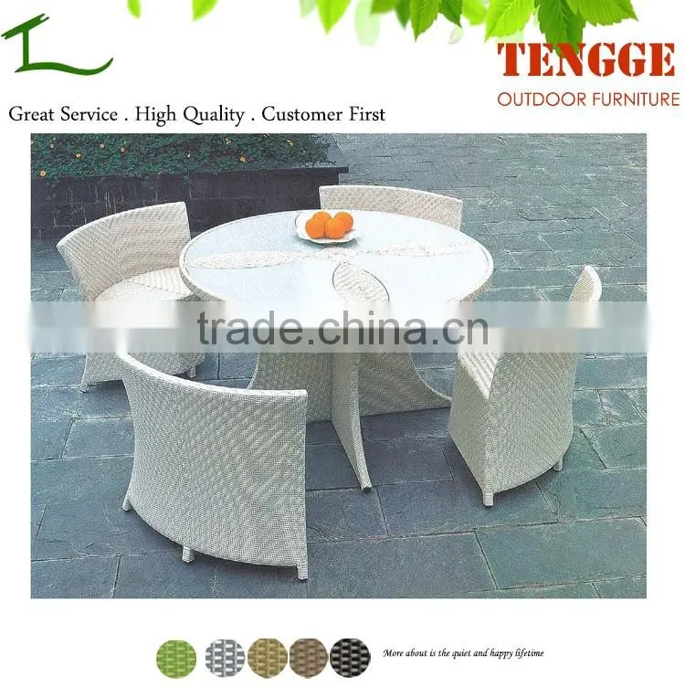 Garden furniture outdoor rattan dinning table and 4 chairs