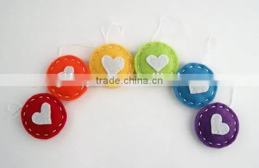 high quality eco friendly new products promotional gift cute scrapbooking decorative items fabric hanger on alibaba express