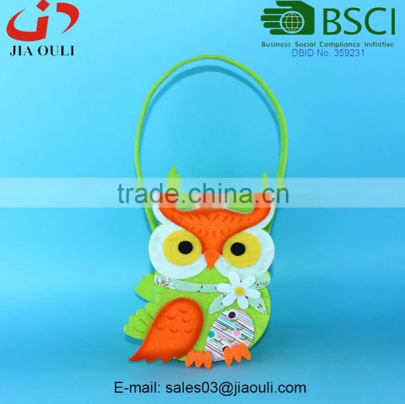 BSCI Audit factory nice non-woven fabric chicken shaped basket, felt easter basket