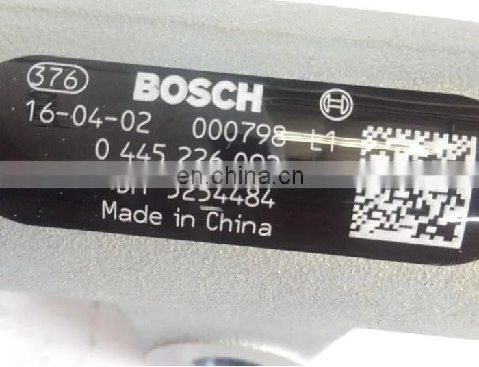 Dongfeng ISLE engine common rail fuel manifold 5254484 / 0445226092