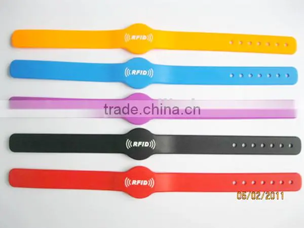 China Manufacturer Waterproof Custom Rfid Woven Wristband In Access Control