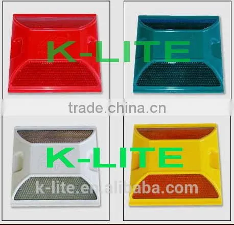 Plastic road stud yellow color lens