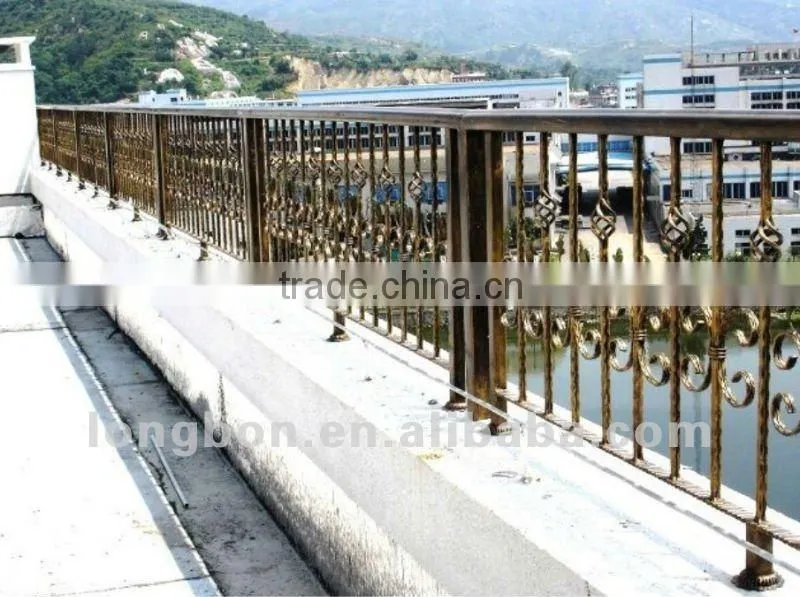 2015 Top-selling steel decorative wire garden fence