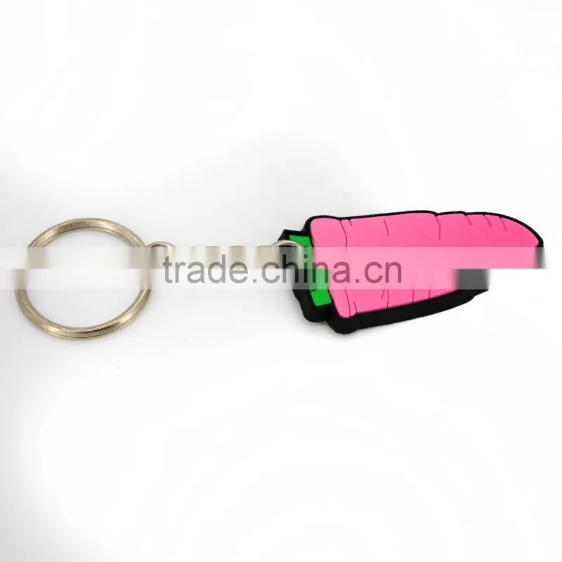 Carrot shape customized logo and cheap price PVC Rubber keychain