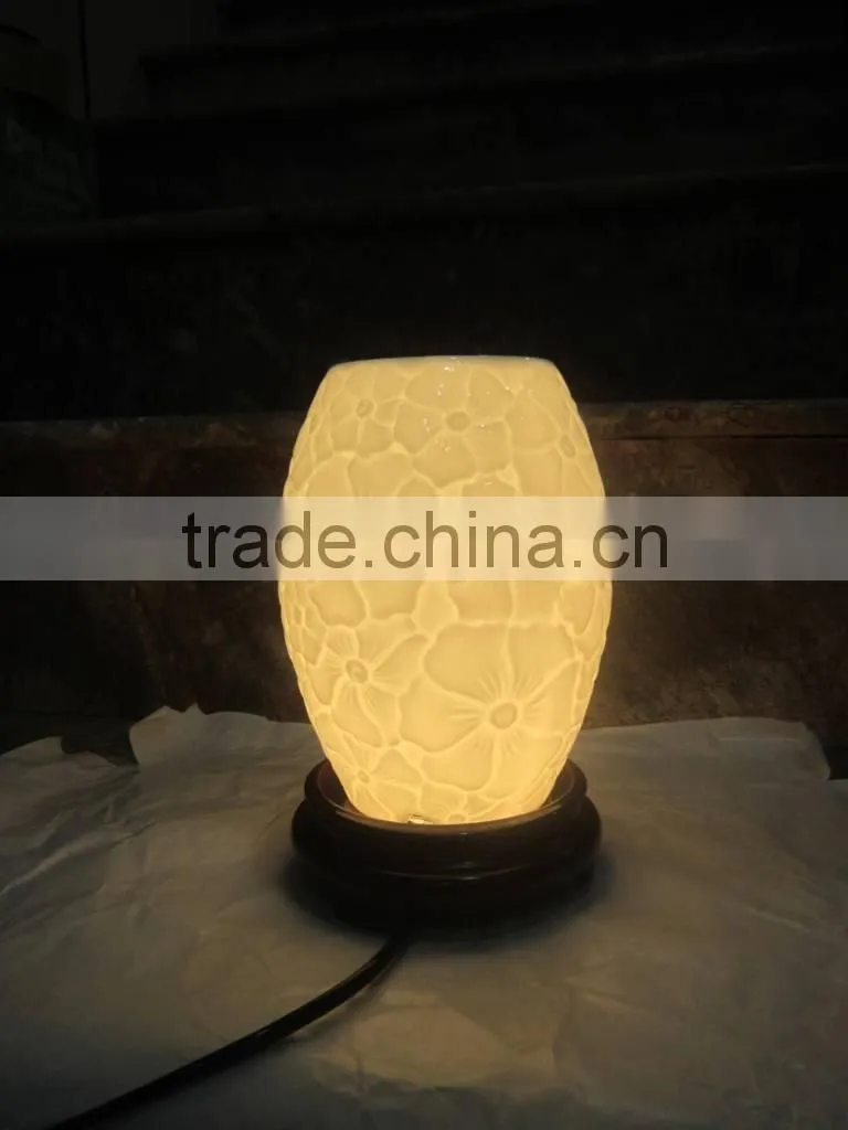 Eye-catching item essential oil lamp from Vietnam
