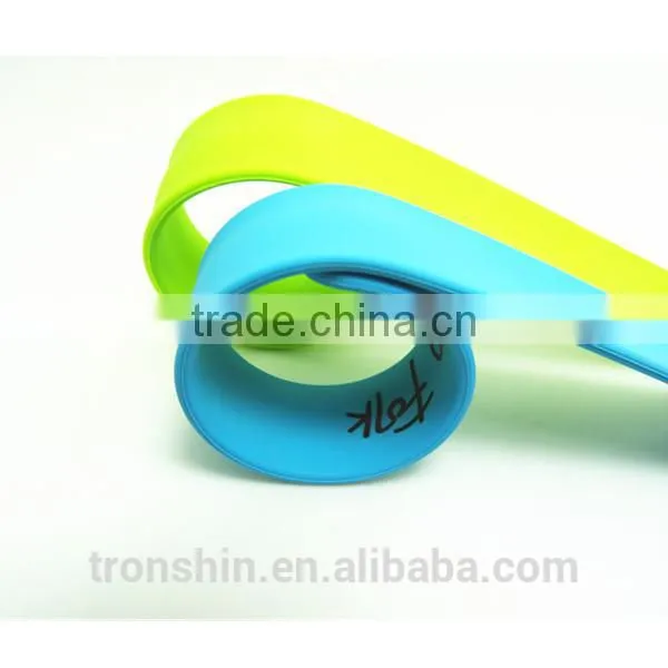 wholesale 2014 custom silicone slap bracelet