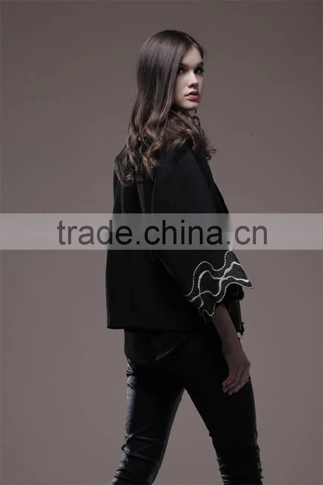 unique design black batwing sleeve competitive women winter overcoat