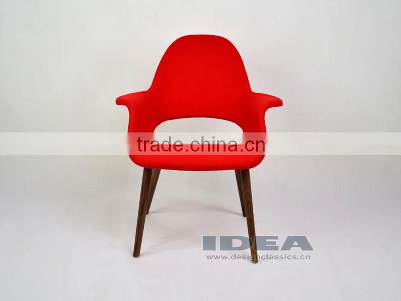 Replica Eero Saarinen Organic Chair - Red Fabric