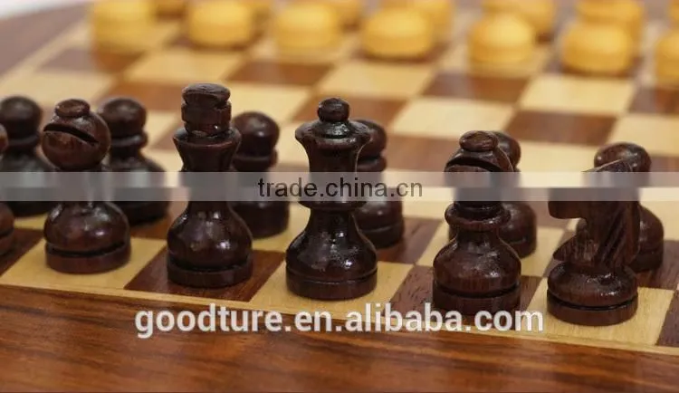 Mini Round Box Magnetic Wooden Chess Set