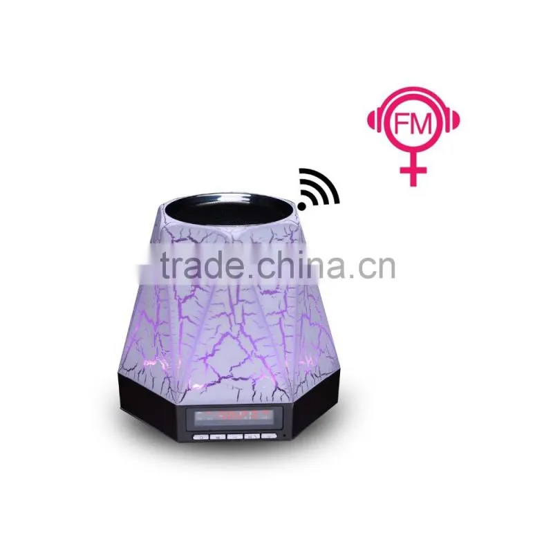 Fashion Light Color Changeable Colorful Plastic Material Wireless Music Bluetooth Speaker with Clock
