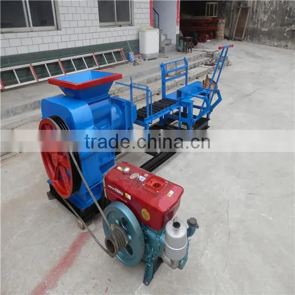 One-piece and small scale clay brick machine