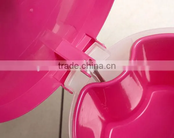 0268 Plastic Foot-trash bins with lid